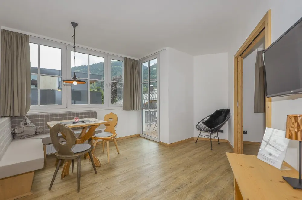 KITZIMMO-exklusives Apartment mit touristischer Widmung kaufen - Immobilien Kitzbühel.