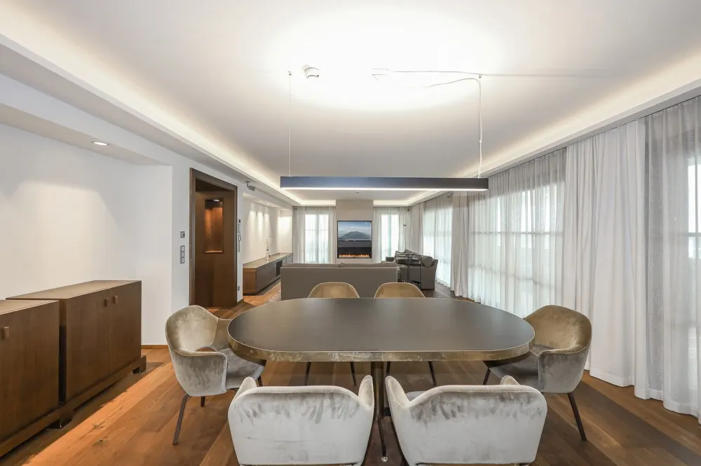 KITZIMMO-Luxus-Suite mit Zugang in ein 5-Sterne-Hotel - Immobilien Kitzbühel.