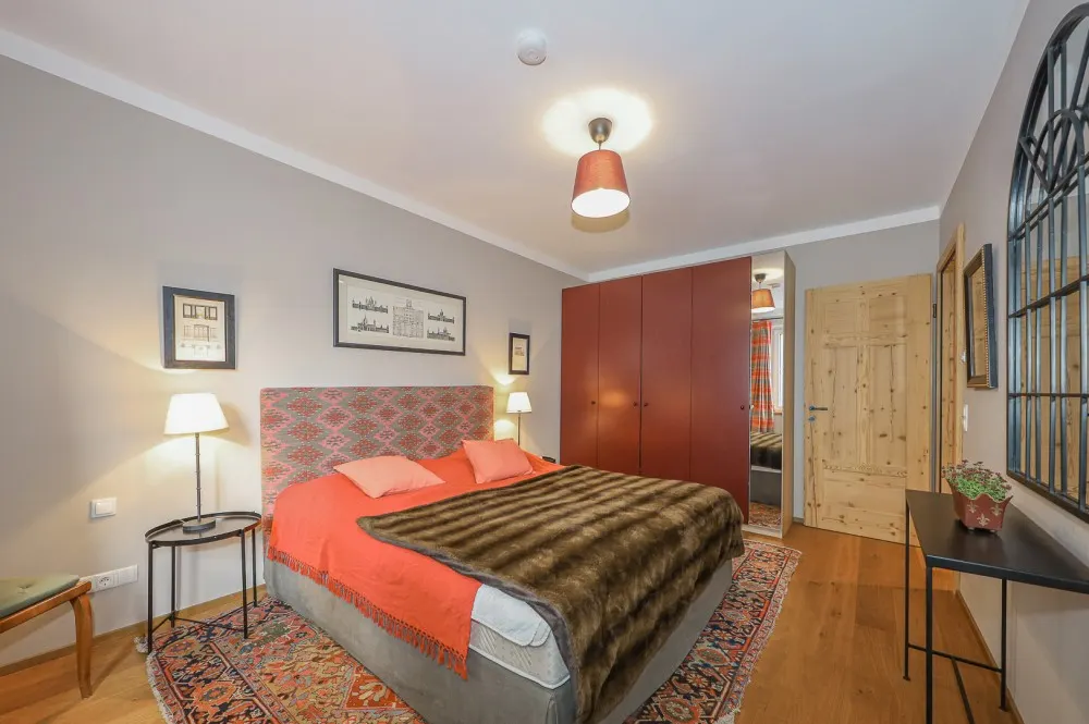 KITZIMMO-exklusive Stadtwohnung in Ruhelage kaufen - Immobilien Kitzbühel.