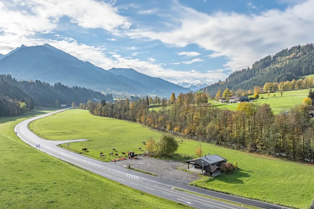 KITZIMMO-Gewerbegrundstück in Toplage kaufen - Immobilien Aurach bei Kitzbühel.