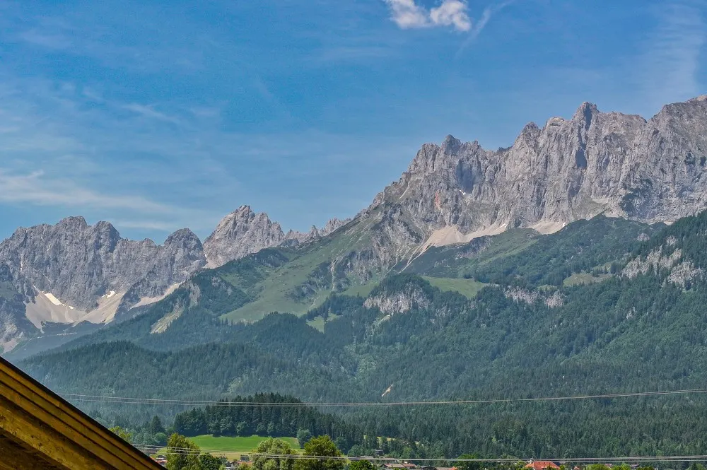 KITZIMMO-Exklusives Luxuspenthouse in Toplage kaufen - Immobilien St. Johann.