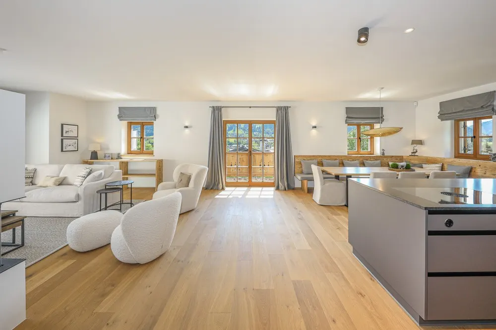 KITZIMMO-Luxusvilla in Toplage am Sonnberg kaufen - Immobilien Kitzbühel.