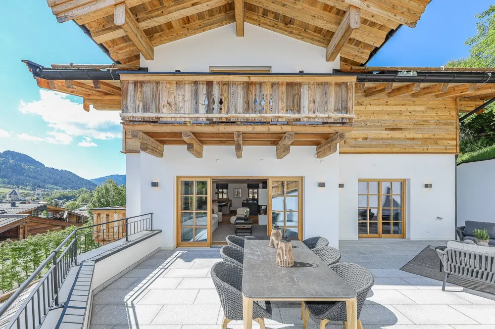 KITZIMMO-Luxusvilla in Toplage am Sonnberg kaufen - Immobilien Kitzbühel.