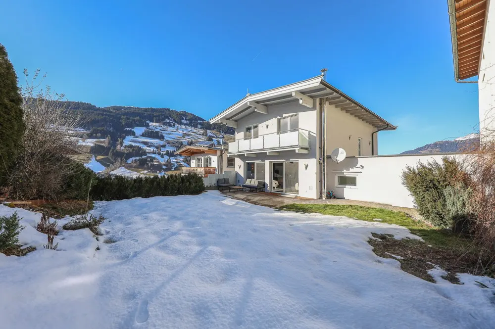 KITZIMMO-Exklusives Haus in sonniger Ruhelage kaufen - Immobilien Jochberg.