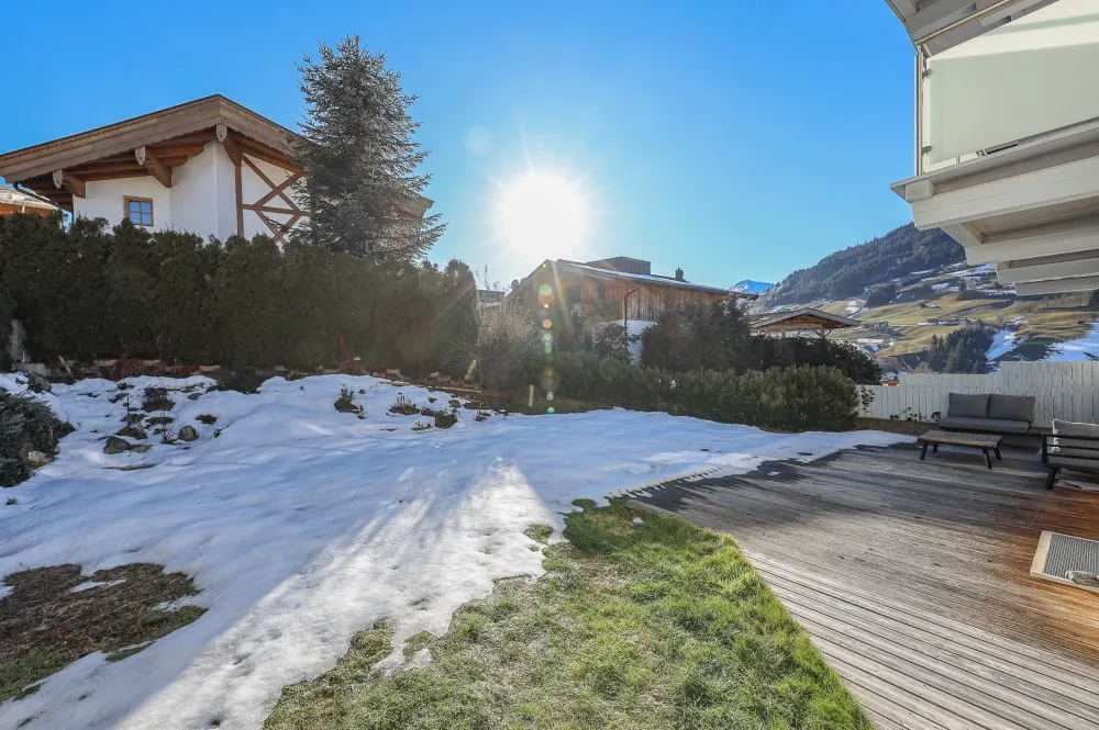 KITZIMMO-Exklusives Haus in sonniger Ruhelage kaufen - Immobilien Jochberg.