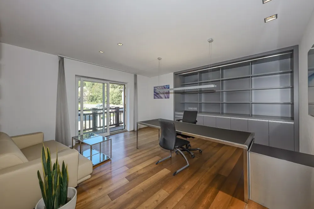 KITZIMMO-Repräsentatives Büro in Top-Zentrumslage mieten - Immobilien Kitzbühel.