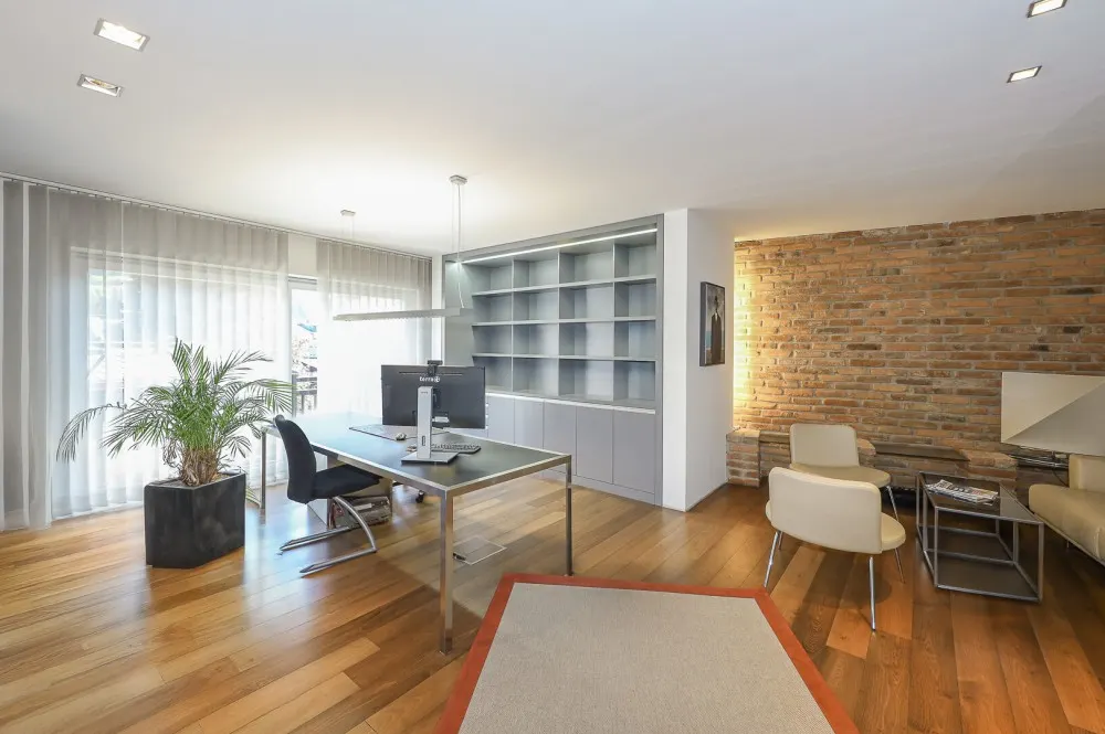 KITZIMMO-Repräsentatives Büro in Top-Zentrumslage mieten - Immobilien Kitzbühel.