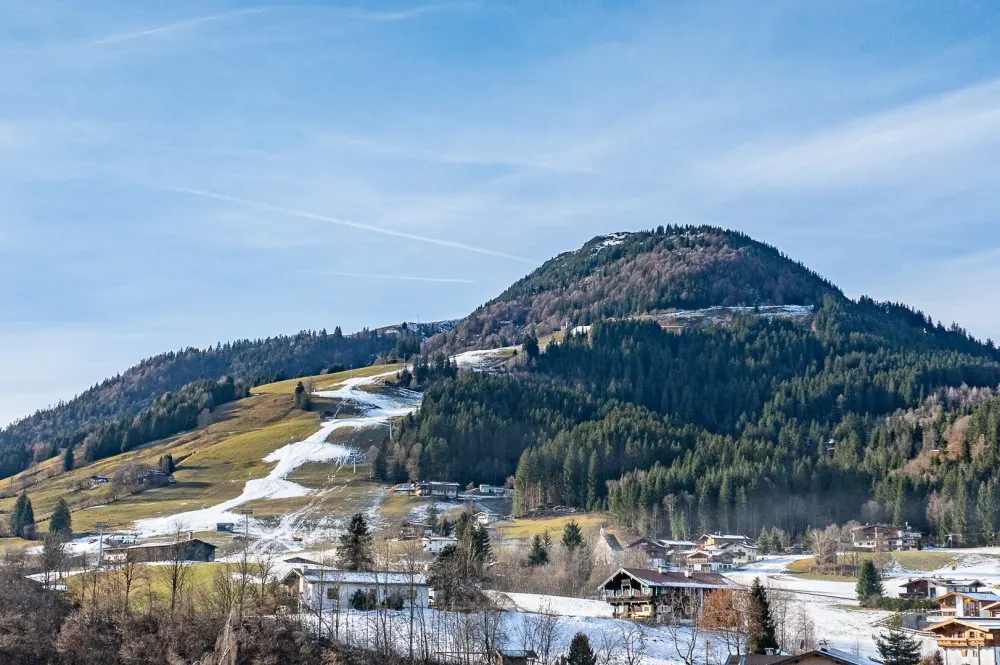 KITZIMMO-Exklusives Neubau-Penthouse mit Ski/in-Ski/out - Immobilien Kirchberg.