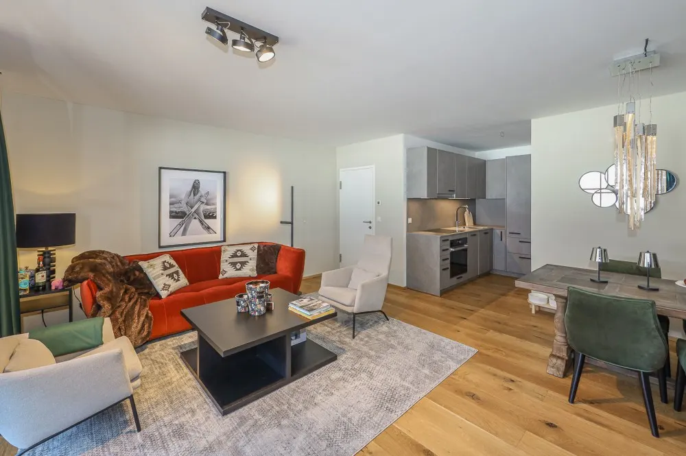 KITZIMMO-exklusive Neubauwohnung mit Hahnenkammblick - Immobilien Kitzbühel.