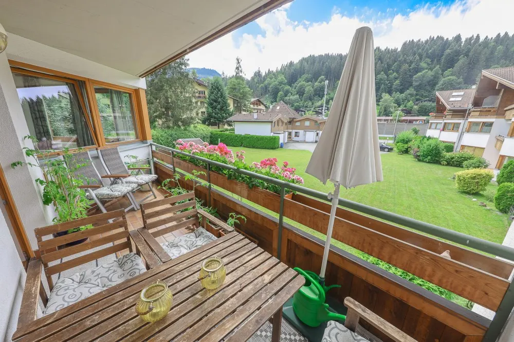 KITZIMMO-Großzügige Wohnung in zentrumsnaher Ruhelage kaufen - Immobilien Kitzbühel.