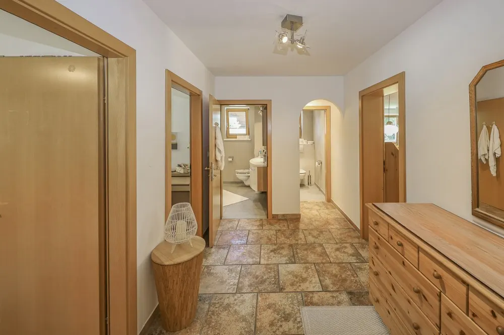 KITZIMMO-Großzügige Wohnung in zentrumsnaher Ruhelage kaufen - Immobilien Kitzbühel.