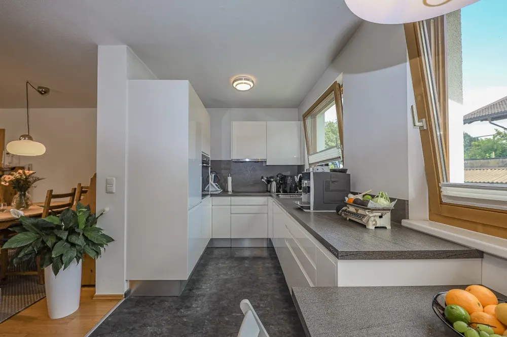 KITZIMMO-Großzügige Wohnung in zentrumsnaher Ruhelage kaufen - Immobilien Kitzbühel.