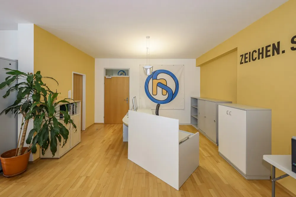 KITZIMMO-Büroräumlichkeiten in gut frequentierter Lage kaufen - Immobilien Kitzbühel.