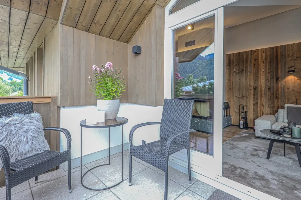 KITZIMMO-Luxus-Penthouse mit Steif-Blick in sonniger Ruhelage - Immobilien Kitzbühel.-25