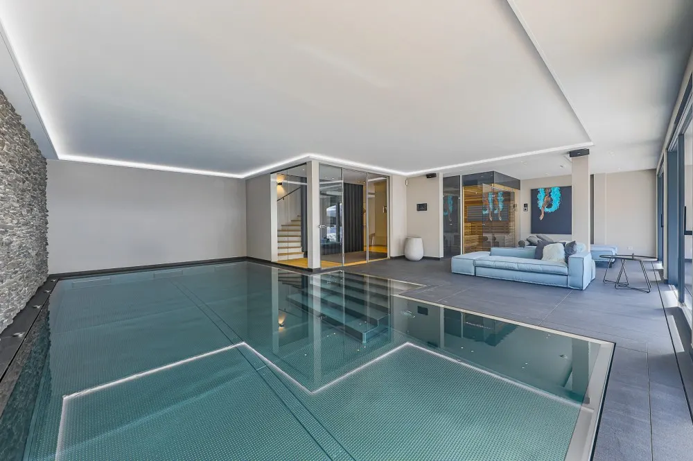 KITZIMMO-Luxusvilla mit Indoorpool in Toplage - Immobilien Kitzbühel.