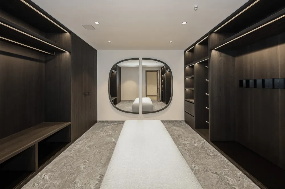 KITZIMMO-Einzigartige Luxusvilla mit Gästehaus in prominenter Toplage - Immobilien Aurach.