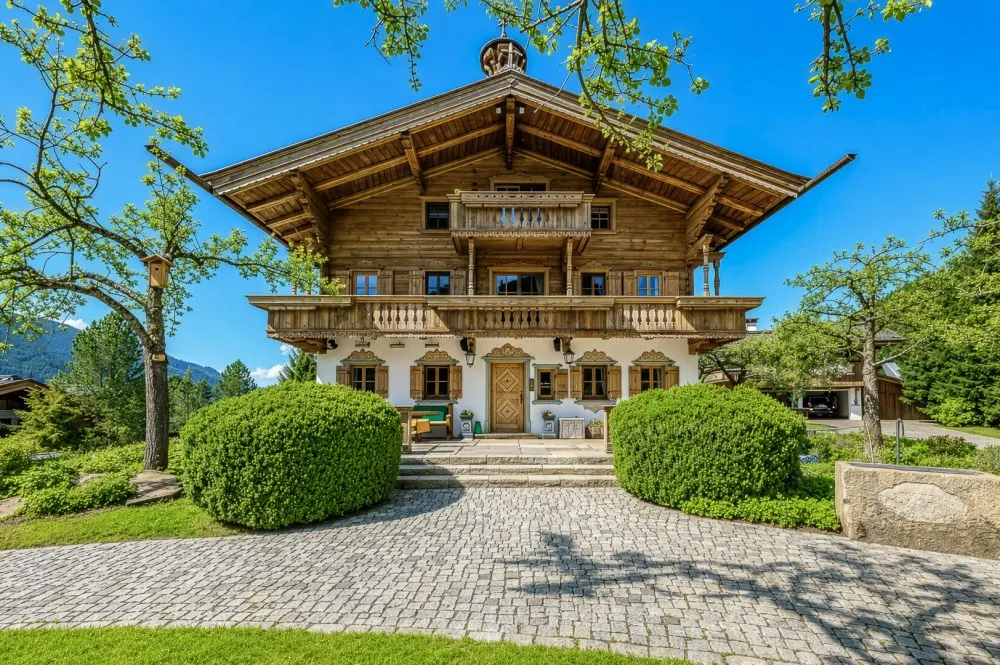 KITZIMMO-Einzigartiges Luxus-Anwesen in Toplage kaufen - Immobilien Kitzbühel.