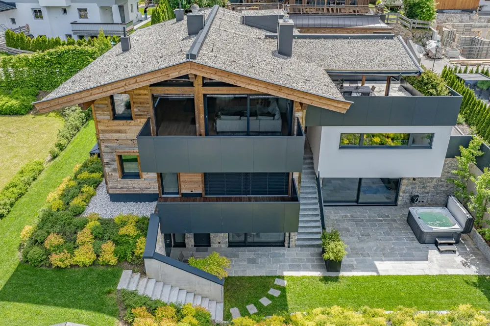 KITZIMMO-Exklusive Luxusvilla mit Kaiserblick in Toplage - Immobilien Going.-2-4