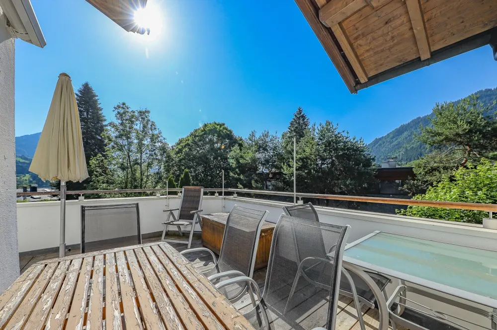 KITZIMMO-Exklusive Wohnung in Toplage kaufen - Immobilien Kitzbühel.