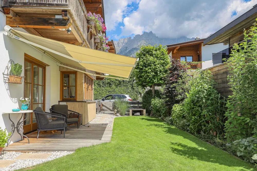 KITZIMMO-Hochwertiges Eck-Reihenhaus in sonniger Top-Ruhelage - Immobilien Going.