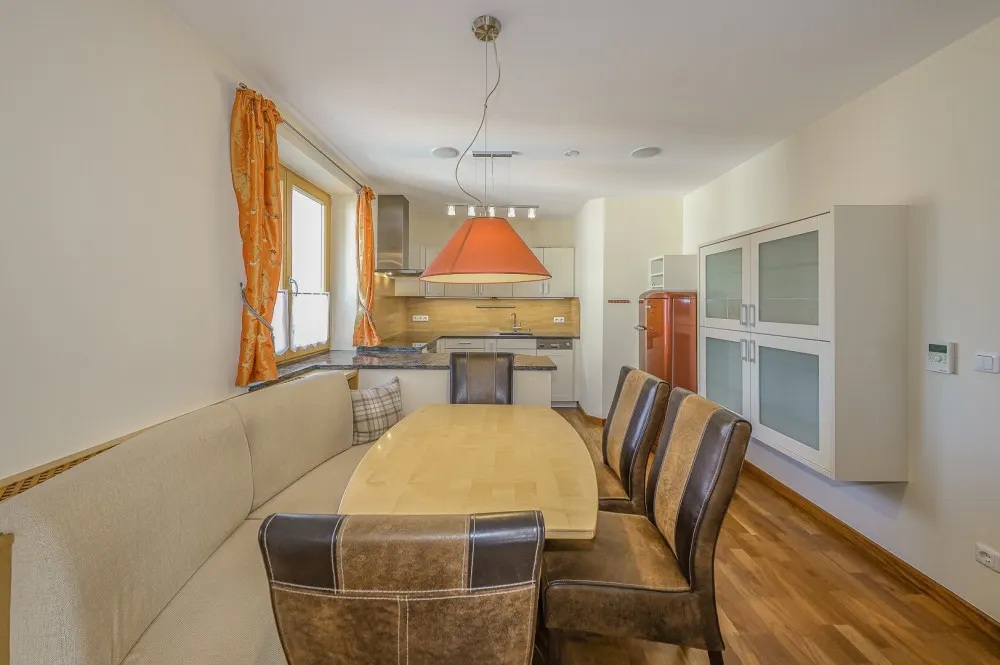 KITZIMMO-Hochwertige Wohnung in zentraler Ruhelage kaufen - Immobilien Kitzbühel.