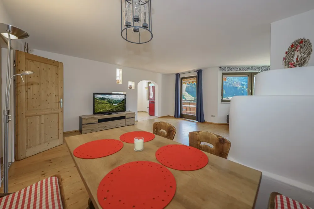 KITZIMMO-4-Zimmerwohnung mit traumhaftem Ausblick in sonniger Ruhelage - Immobilien Jochberg.