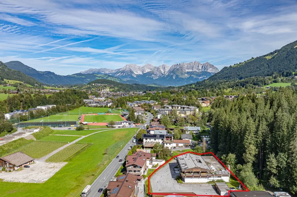 KITZIMMO-Riesiges Baugrundstück mit großem Potenzial in sonniger Lage & tollem Ausblick.