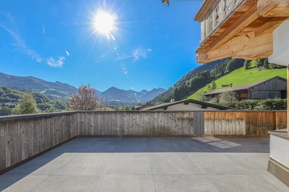 KITZIMMO-Exklusives Landhaus in traumhafter & unverbaubarer Aussichtslage - Immobilien Kitzbühel.-17
