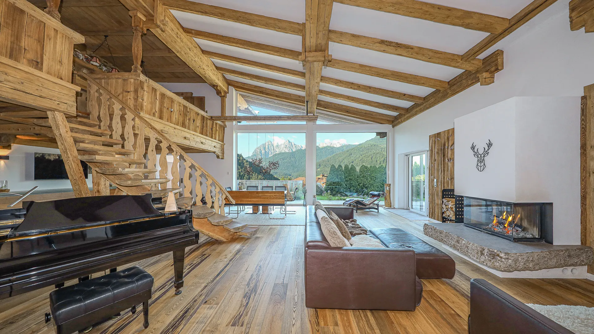 KITZIMMO-Großzügige Landhausvilla mit traumhaftem Kaiserblick kaufen - Immobilien Schwendt.