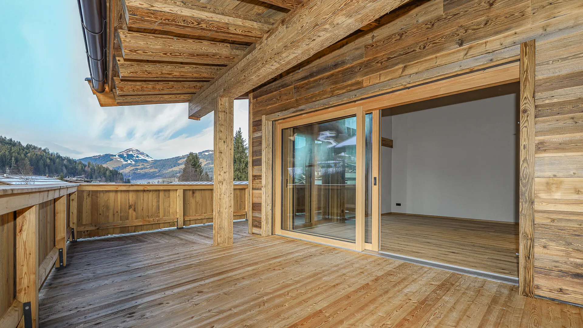 KITZIMMO-Luxus-Neubau-Penthouse in Toplage kaufen - Immobilien Kirchberg.
