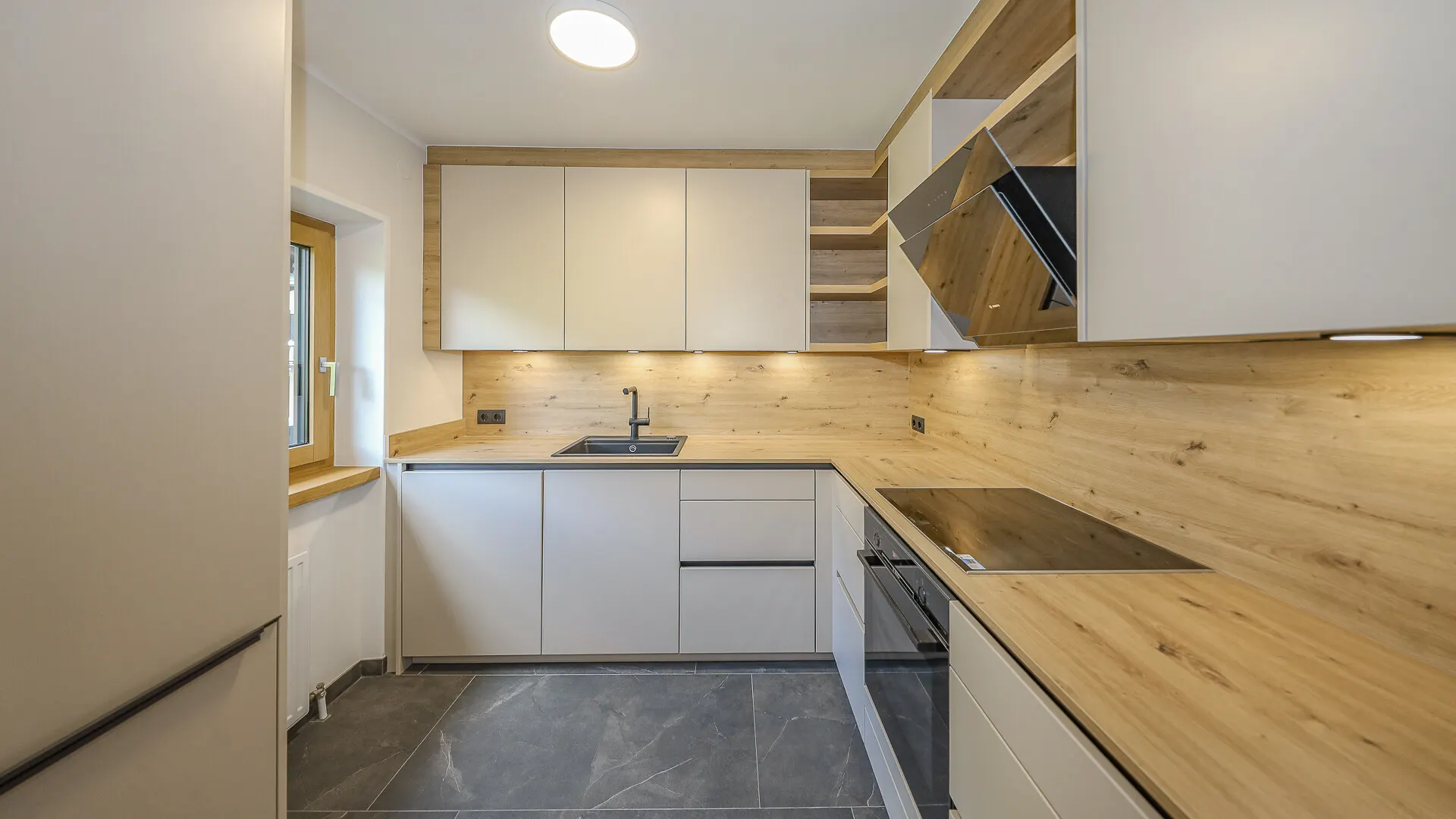 KITZIMMO-Exklusiver Freizeitwohnsitz am Sonnberg mit Panoramablick kaufen - Immobilien Kitzbühel.-Exklusiver Freizeitwohnsitz am Sonnberg mit Panoramablick kaufen - Immobilien Kitzbühel.hnungmitfreizeitwohnsitzkaufenkitzimmokitzbüheltoplagemitpanoramablick-18