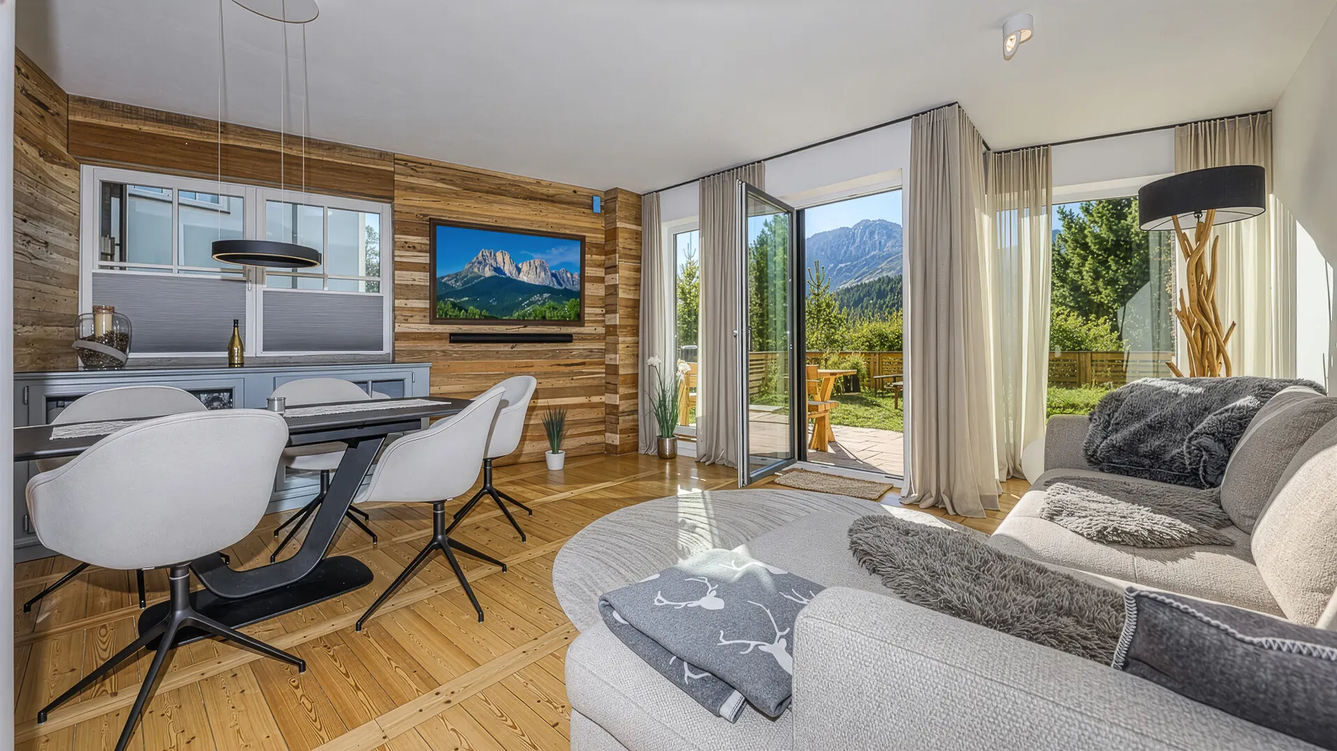 KITZIMMO-Exklusives Haus in sonniger Lage kaufen - Immobilien Kitzbühel.-2