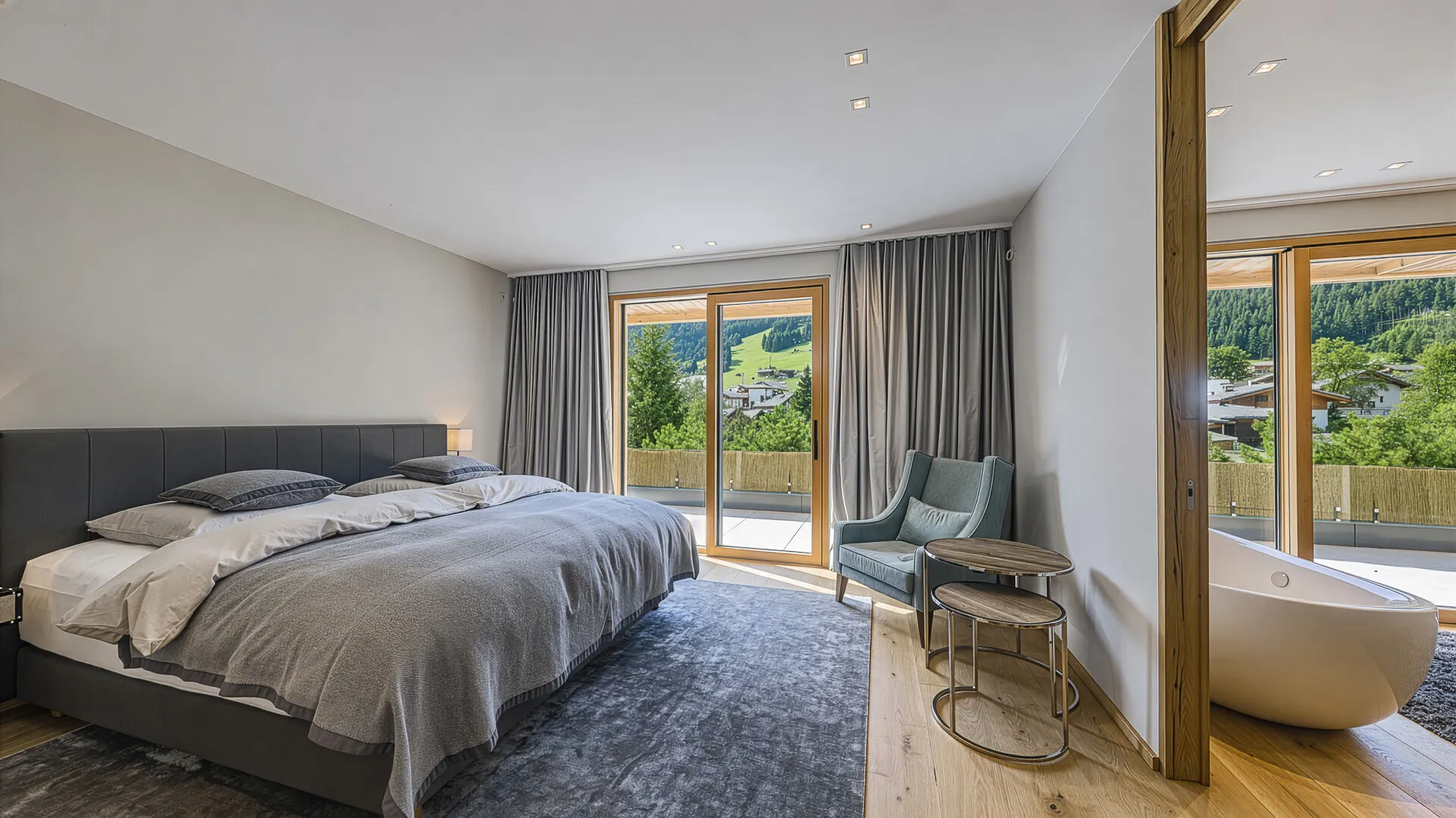 KITZIMMO-Luxusvilla mit Indoorpool in Toplage - Immobilien Kitzbühel.