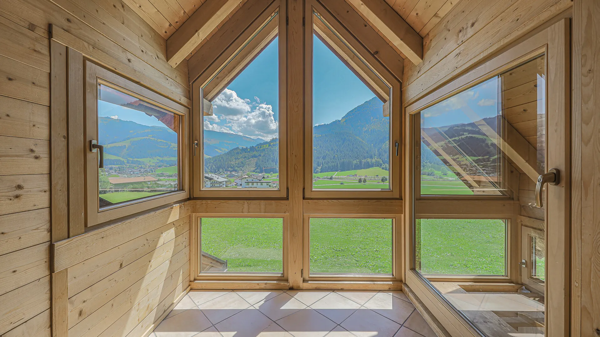 KITZIMMO-exklusives Haus in sonniger Lage kaufen Immobilien Kirchberg.-20
