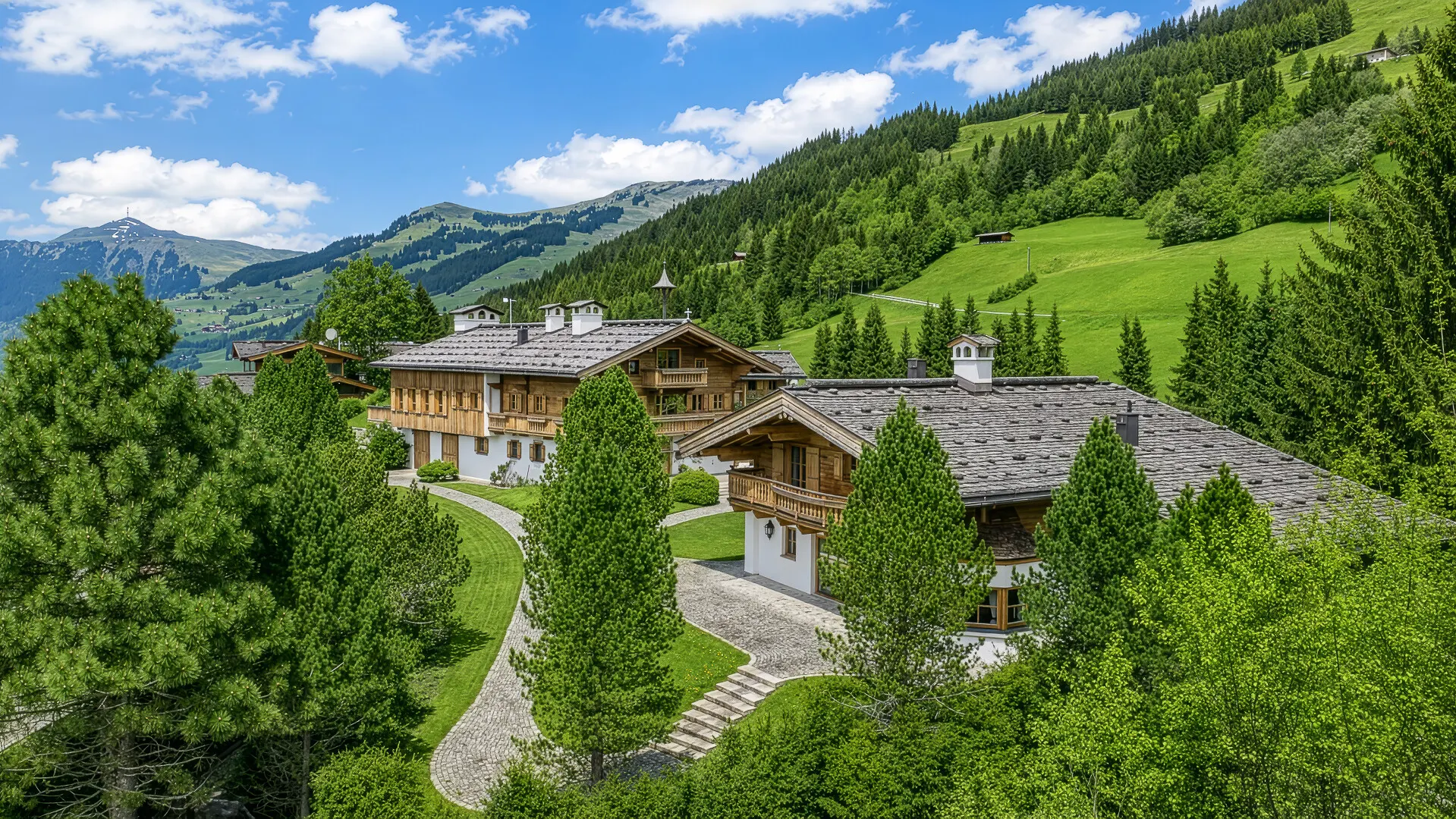 KITZIMMO-Einzigartiges Luxus-Anwesen in Toplage kaufen - Immobilien Kitzbühel.