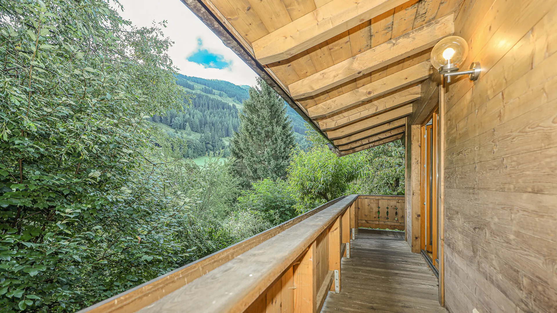KITZIMMO-Historischen Anwesen mit 3.800 m² Grund in Ruhelage - Immobilien Jochberg.-19