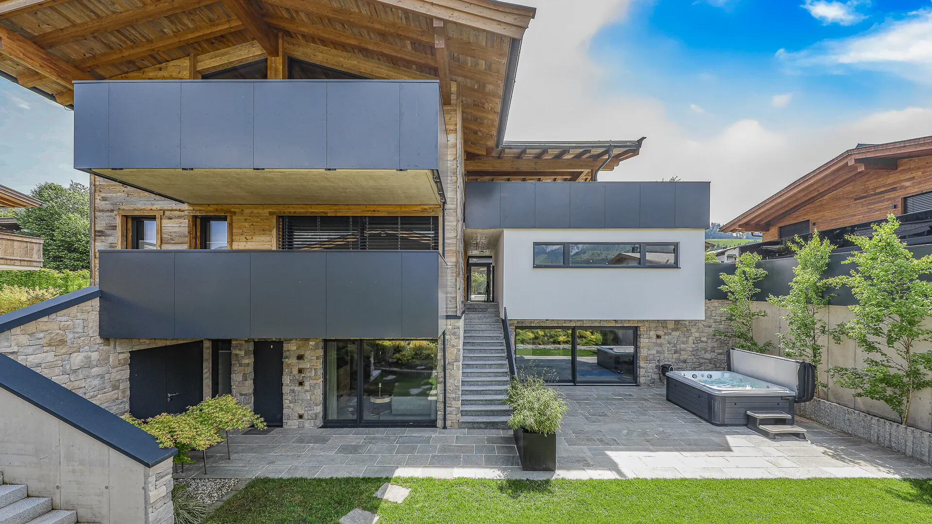 KITZIMMO-Exklusive Luxusvilla mit Kaiserblick in Toplage - Immobilien Going.-2-3
