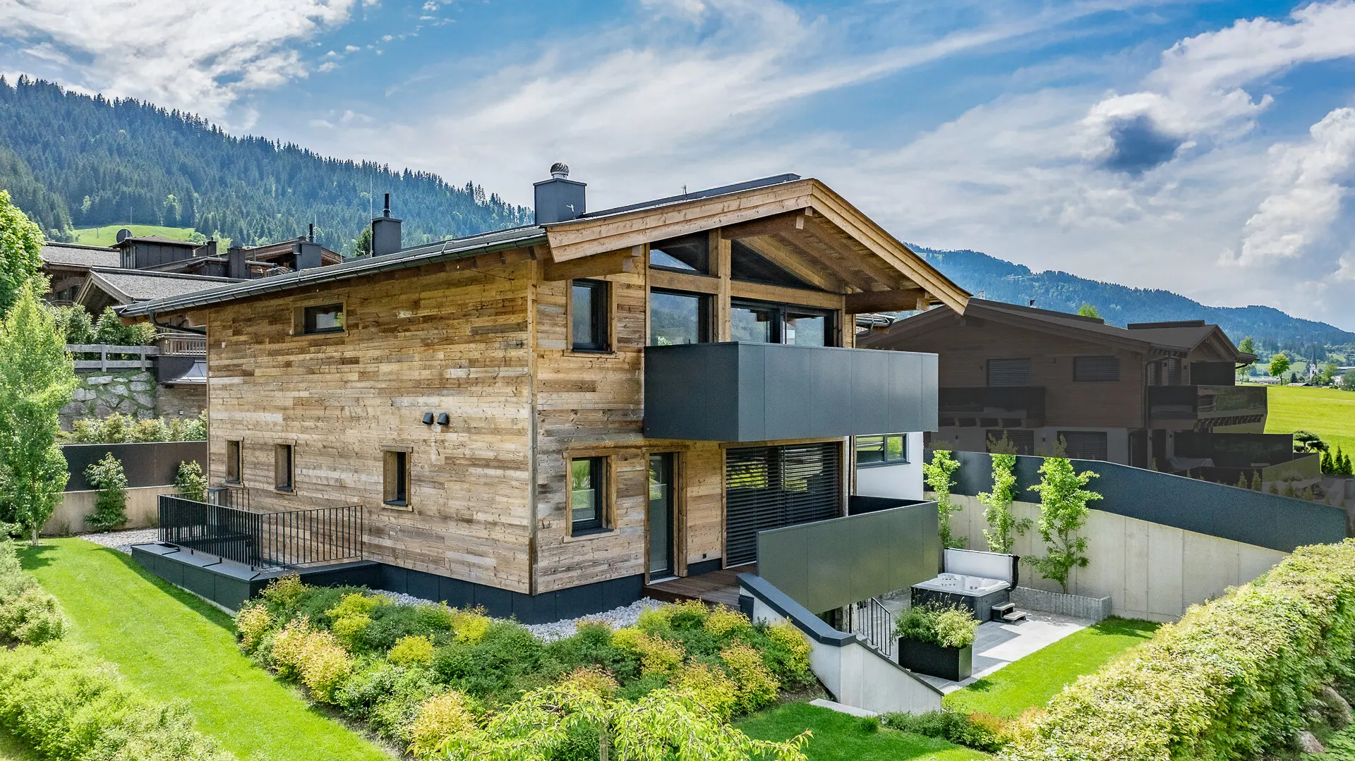 KITZIMMO-Exklusive Luxusvilla mit Kaiserblick in Toplage - Immobilien Going.-2-5