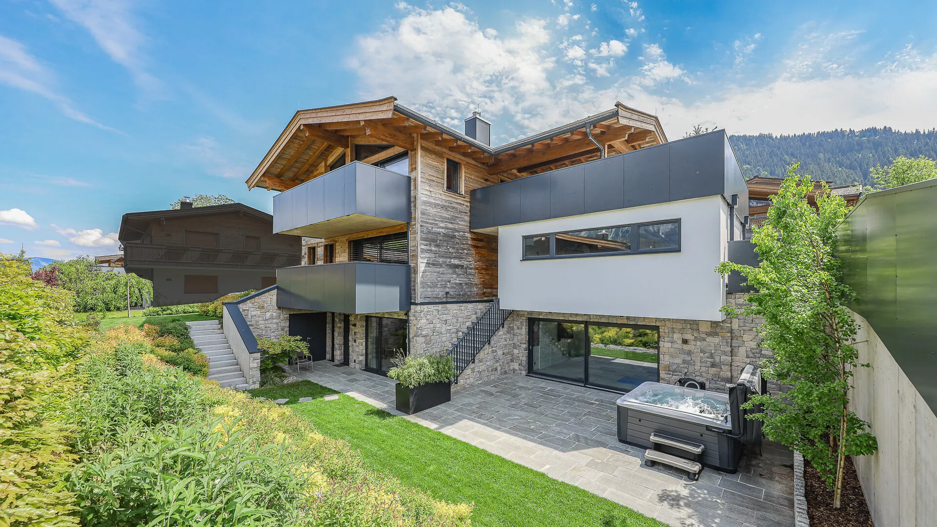 KITZIMMO-Exklusive Luxusvilla mit Kaiserblick in Toplage - Immobilien Going.-2