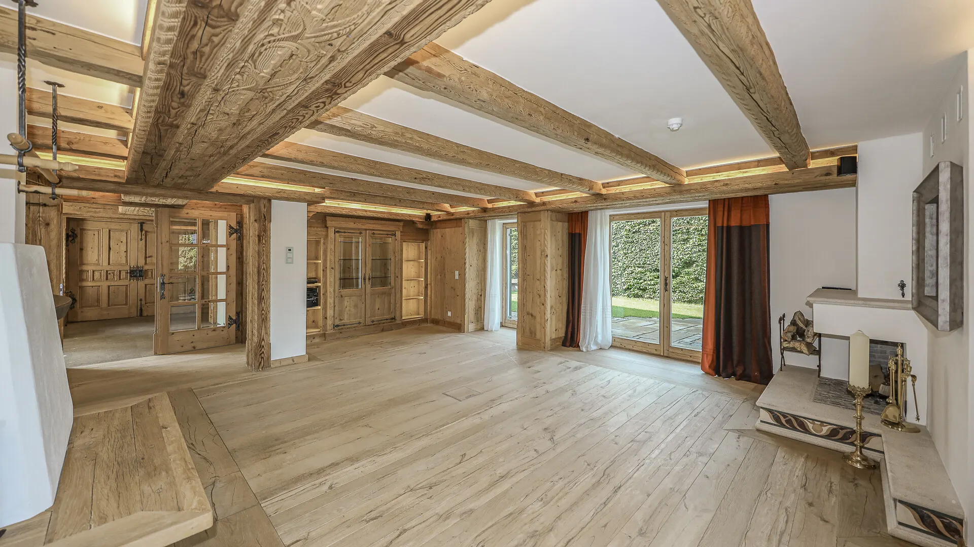 KITZIMMO-Exklusive Luxusvilla mit Freizeitwohnsitz auf der Bichlalm - Immobilien Kitzbühel.