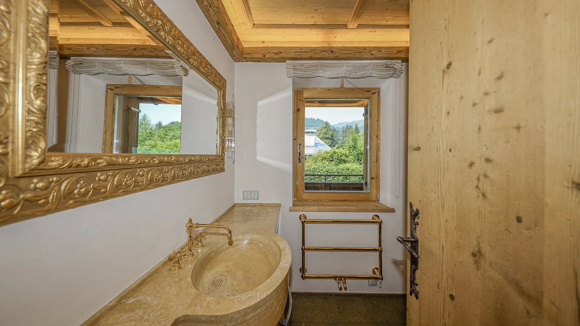 KITZIMMO-Exklusive Luxusvilla mit Freizeitwohnsitz auf der Bichlalm - Immobilien Kitzbühel.-29