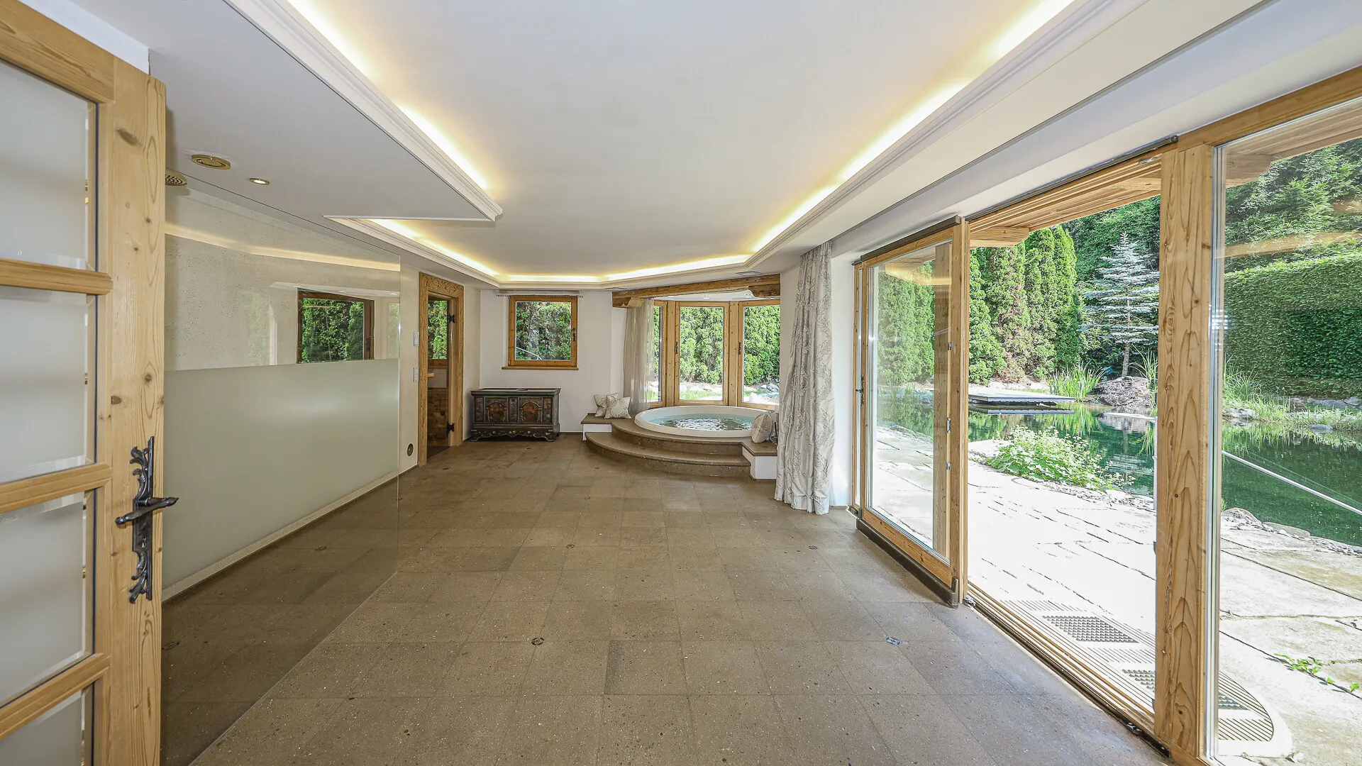 KITZIMMO-Exklusive Luxusvilla mit Freizeitwohnsitz auf der Bichlalm - Immobilien Kitzbühel.
