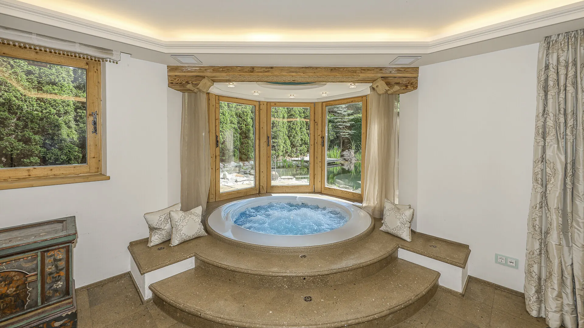 KITZIMMO-Exklusive Luxusvilla mit Freizeitwohnsitz auf der Bichlalm - Immobilien Kitzbühel.