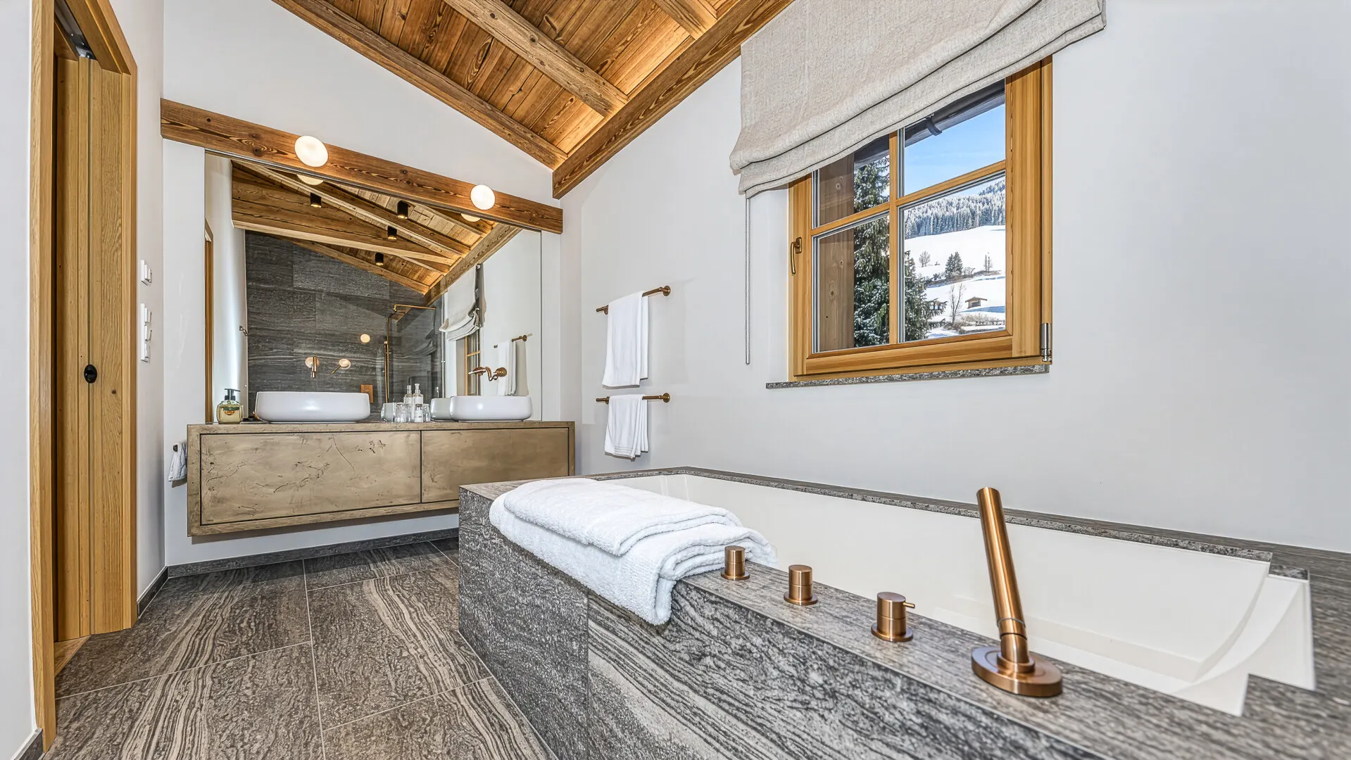 KITZIMMO-Einzigartiges Luxus-Anwesen in Toplage kaufen - Immobilien Kitzbühel.-40